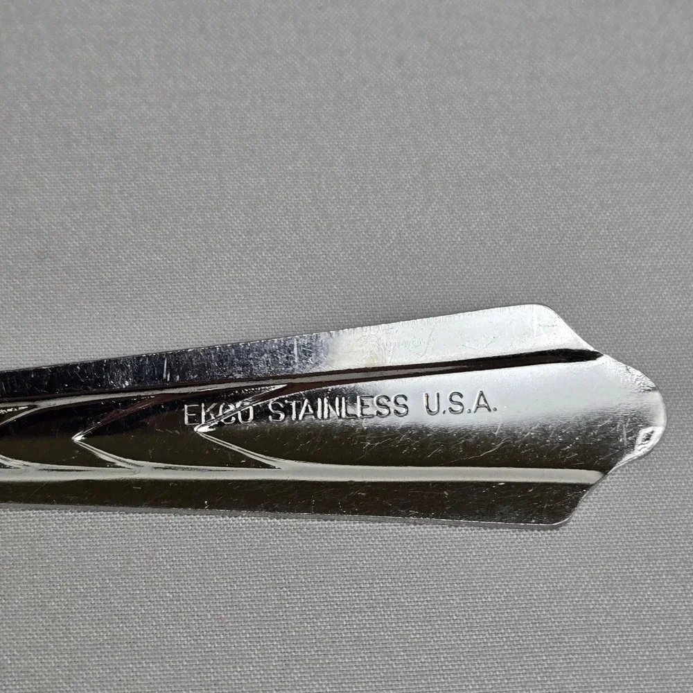 Ekco Stainless Solid Serving Spoon EKS7 Chevron Pattern Vintage USA 8